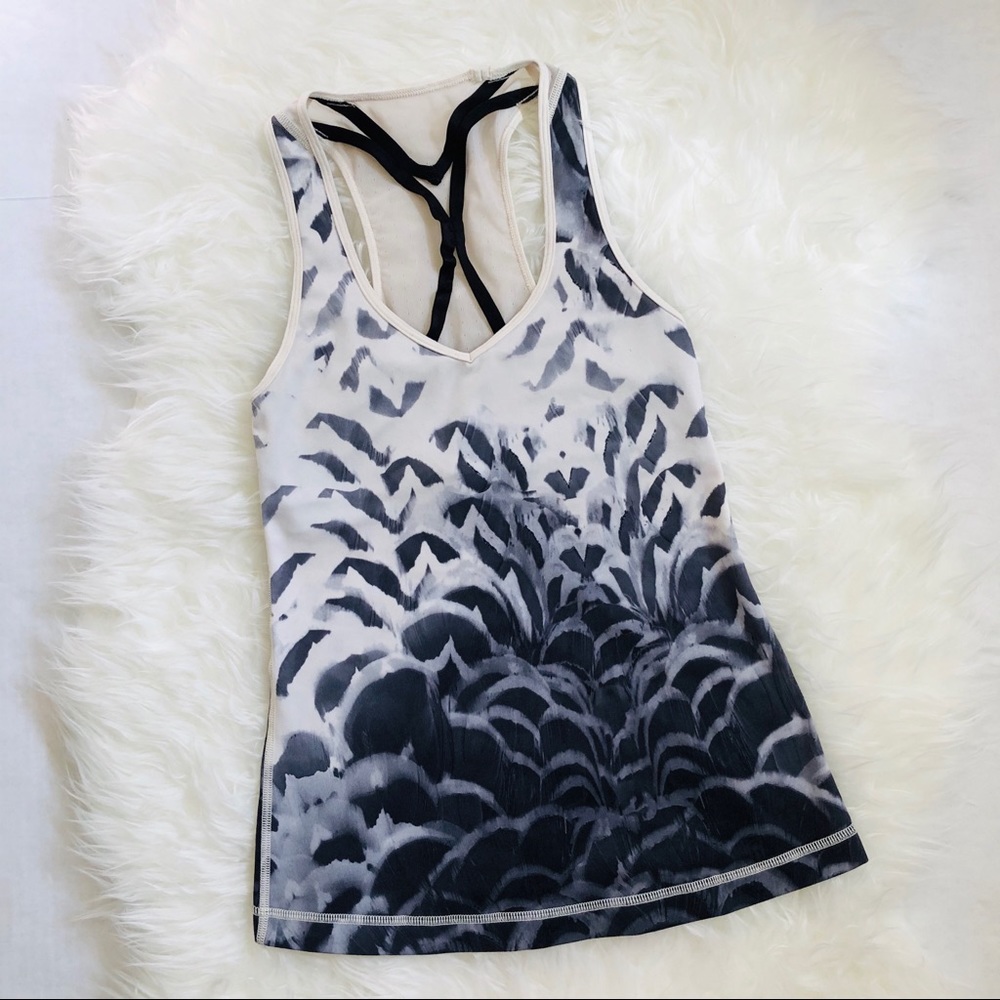 Lululemon Dance To Yoga Tank
Size 4 black/white